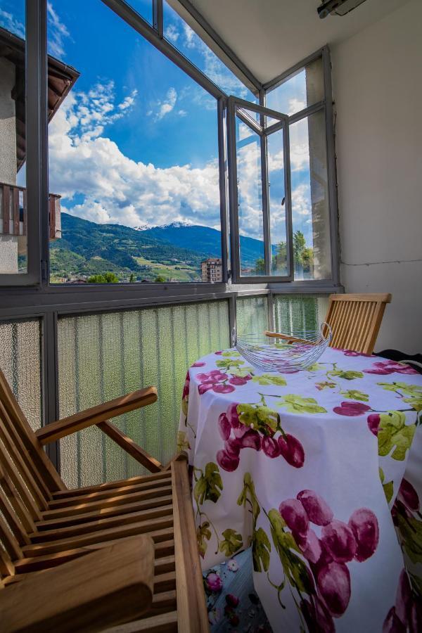 Blue Moon - Via Torre Del Lebbroso Apartments Aosta Eksteriør billede